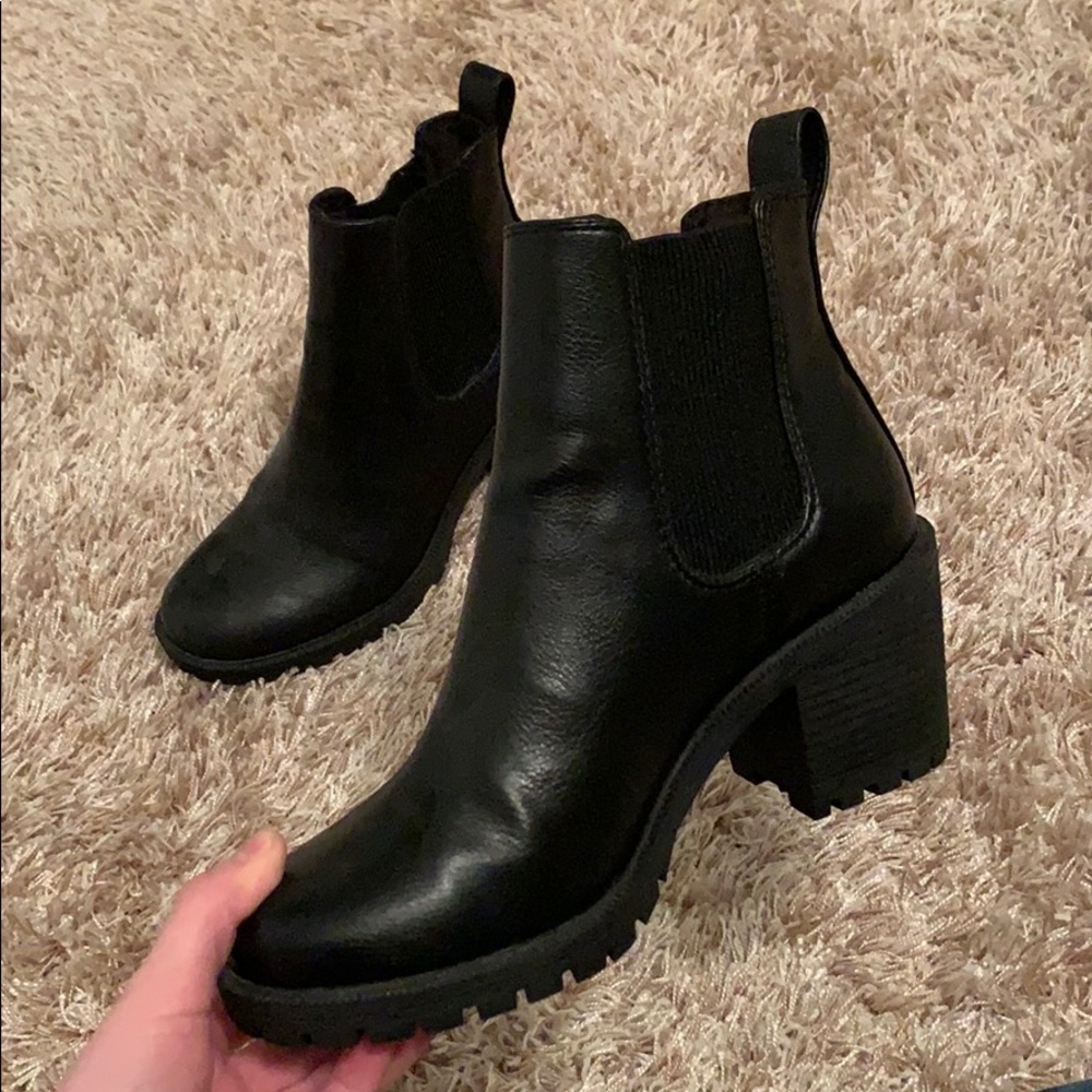 Black H&M boots
